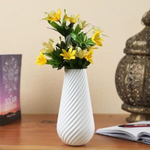 White unbreakable tabletop vase crafted from premium material