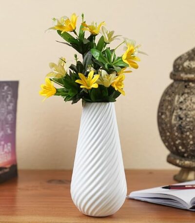 White unbreakable tabletop vase crafted from premium material