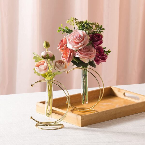 Shiny metallic gold vase for luxury home décor