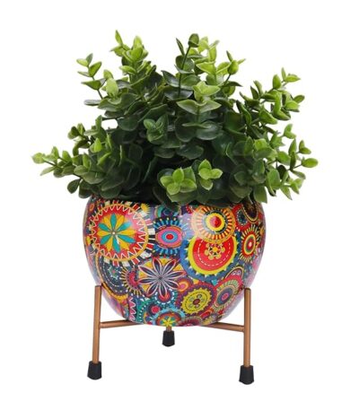 Traditional metal pot with sturdy tri stand for home décor