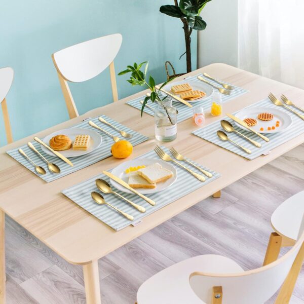 High-quality stainless steel flatware set for kitchen and dining