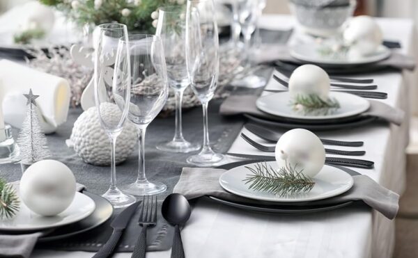 Premium Hammered Cutlery Set – Modern Black Edition