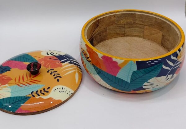 Solid Wood Round Roti Box – Handcrafted Tropical Wooden