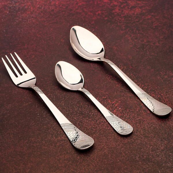 Modern stainless steel flatware collection for home