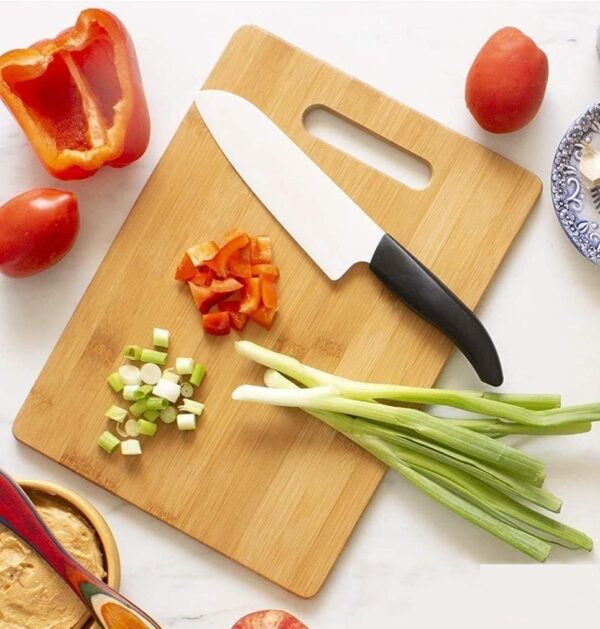 Organic bamboo wood chopping board for kitchen