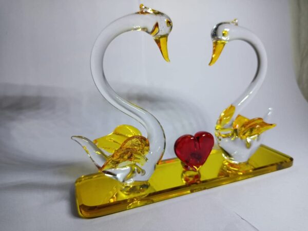 Heart-shaped swan duck couple decorative ornament for interiors