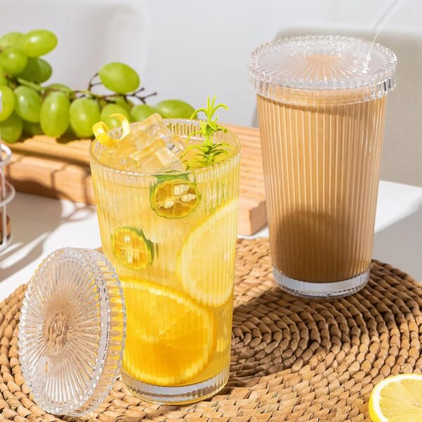 Clear glass drinking cup with Glass lid and eco straw