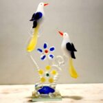 Handcrafted bird pair sculpture made of transparent glass for home decor