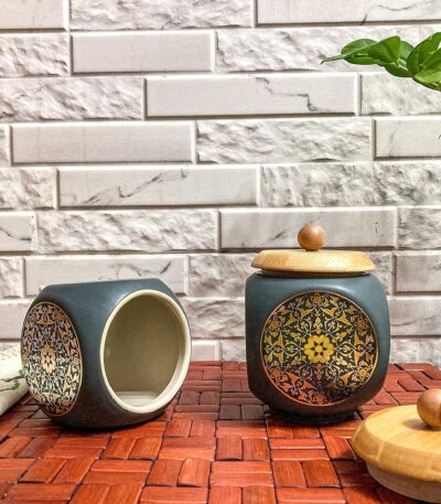 Premium Ceramic Containers With Glossy Finish And Wooden Lid