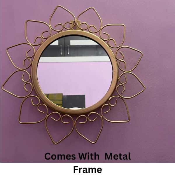 Stylish metal mirror wall hanging for contemporary décor