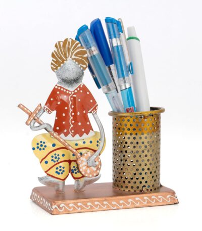 Handcrafted metal pen holder with traditional musician design