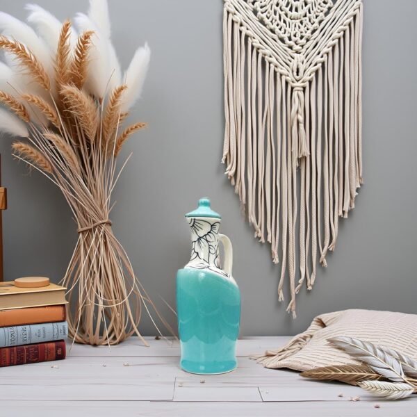 Refillable ceramic oil dispenser with smooth glossy finish