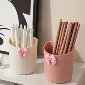 Decorative pen holder set with elegant bow design for office desk
