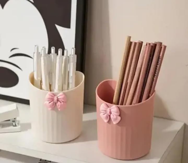 Decorative pen holder set with elegant bow design for office desk
