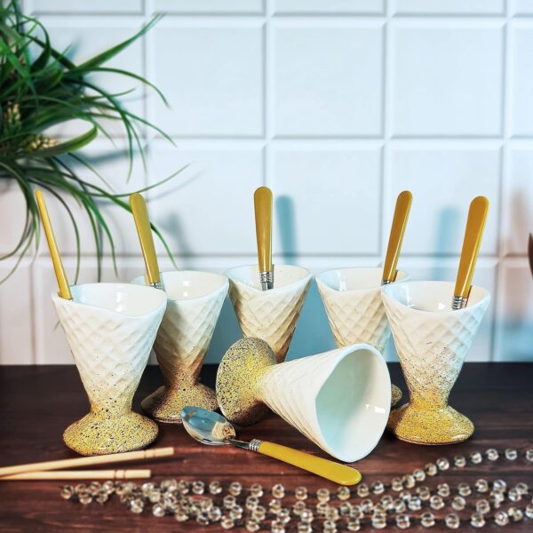 High-quality ceramic ice-cream serving cups with spoons