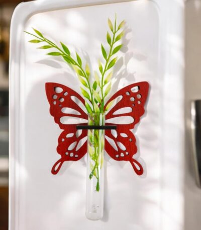 Butterfly-shaped magnetic test tube planter for home décor