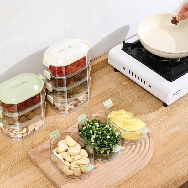 Multi-layer airtight seasoning container with clear design