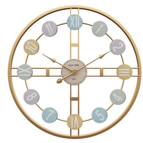 Classic round gold vintage wall clock for elegant home décor