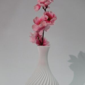 Decorative ribbed flower vase for modern home décor