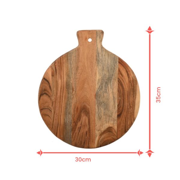 Handcrafted palm wooden cutting board for daily use