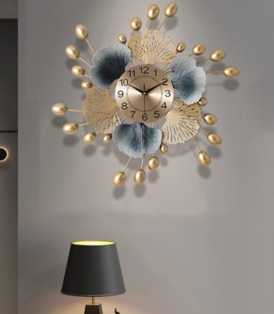 Luxury metal ginkgo leaf decor wall clock for modern interiors