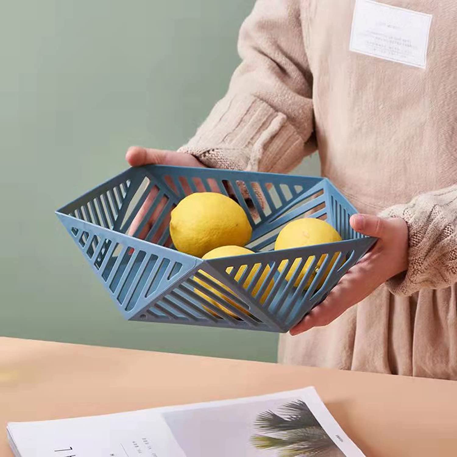 Modern Pentagonal Fruit Storage Bowl for Stylish Kitchens Pentagonal fruit storage bowl for modern kitchen countertop