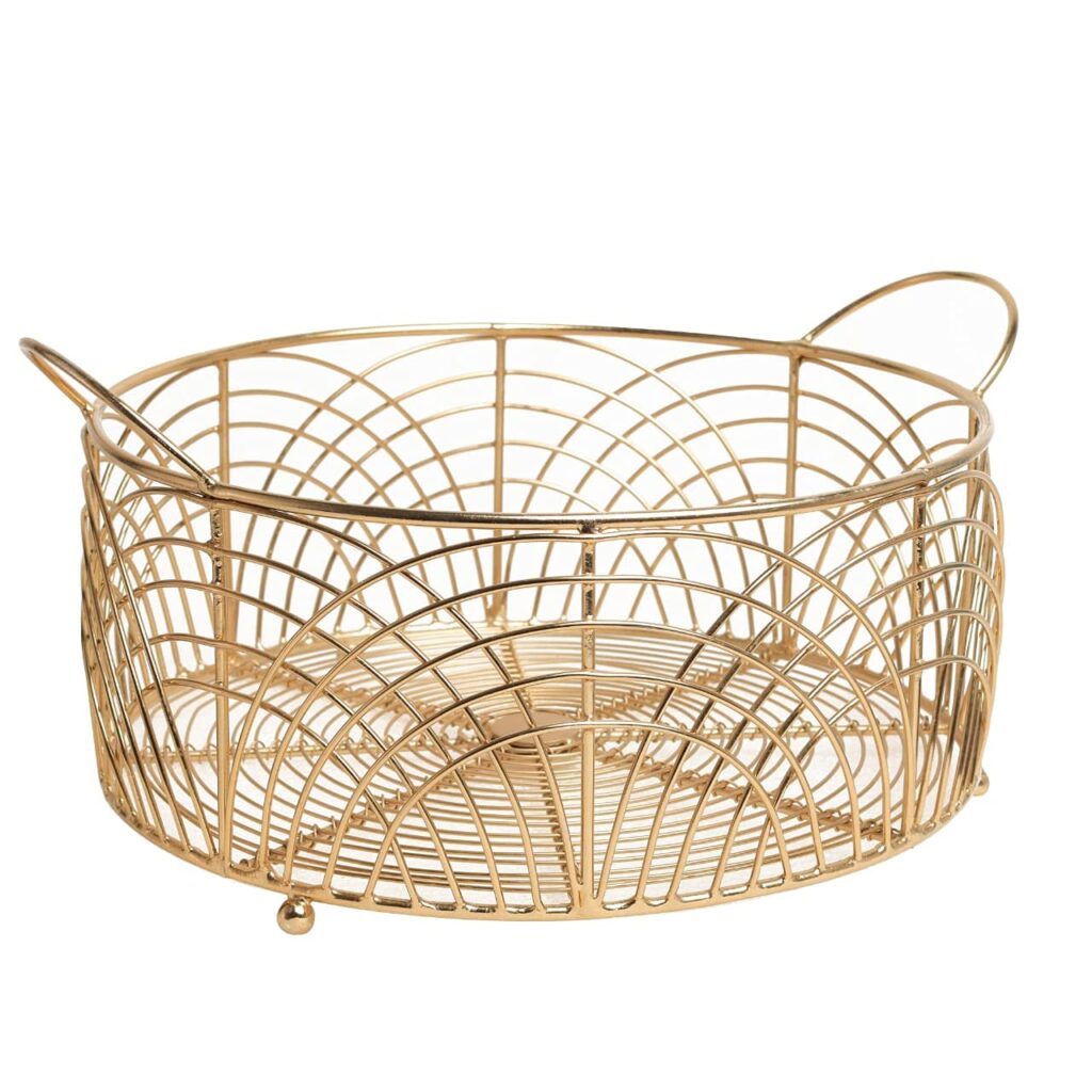 Elegant gold wire round fruit basket made from durable iron for kitchen décor