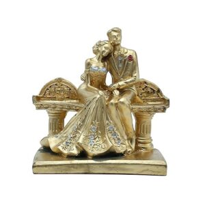 Gold-toned romantic couple figurine for home décor