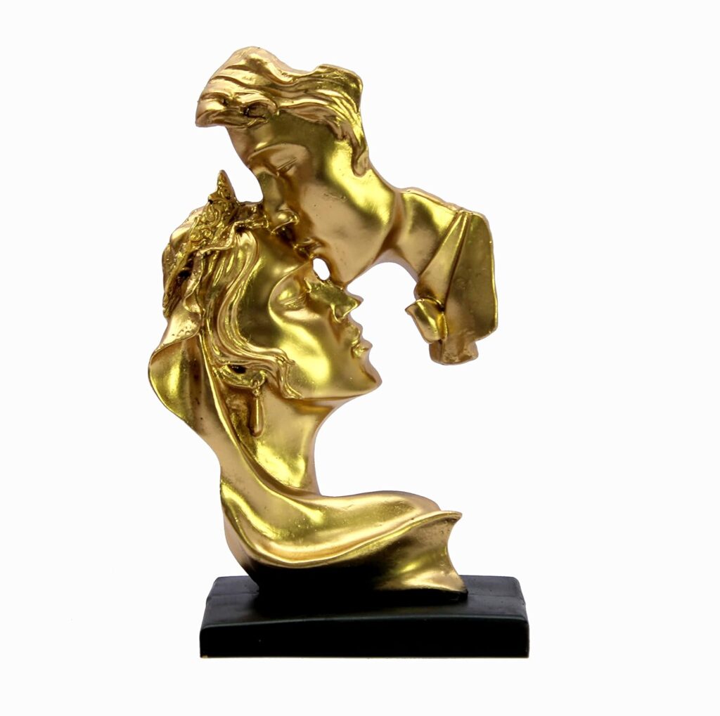 Romantic Love Couple Face Showpiece Statue for Home Décor