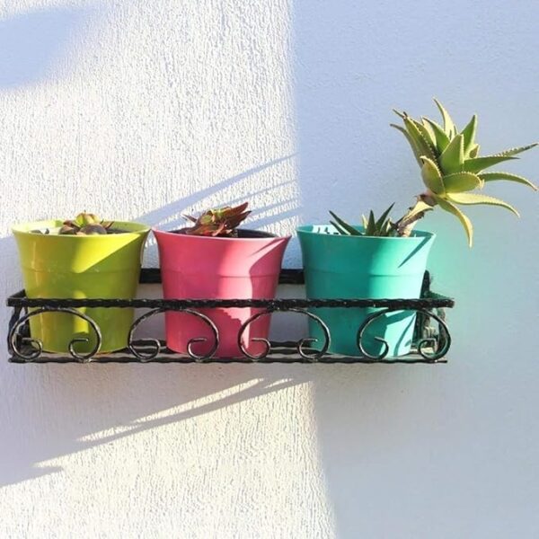 Elegant Decorative Metal Planter Box for Balcony Garden