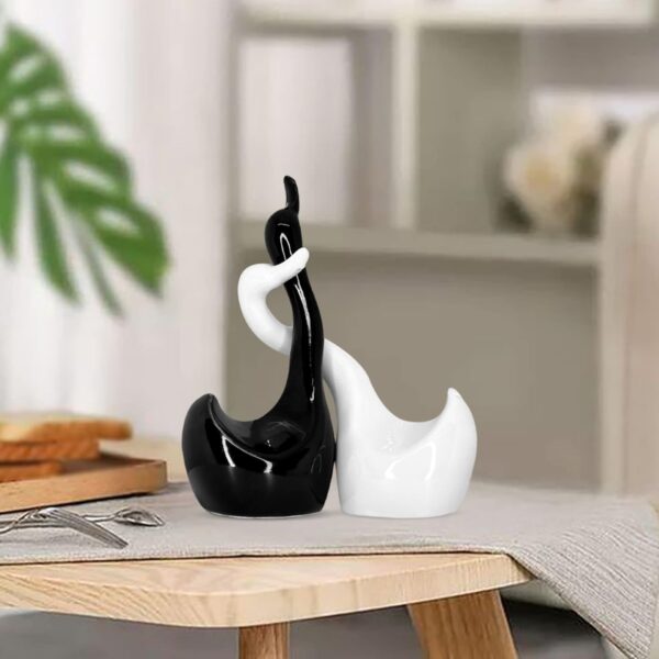 Luxury ceramic swan couple figurines for gifting and décor