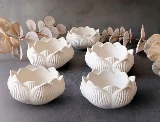 Minimalist white lotus candle holder for table decoration