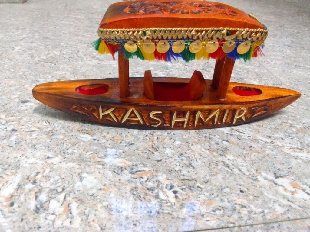 Traditional wooden shikara boat figurine Kashmiri handicraft décor