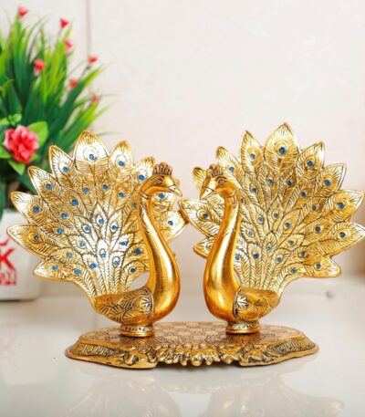 Decorative double peacock metal showpiece for living room