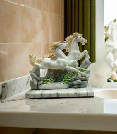 Luxury horse statue showpiece with white ceramic marble stand