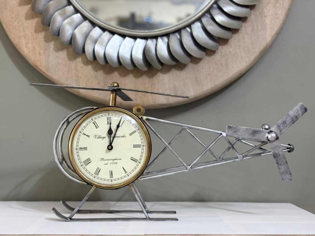 Handcrafted vintage metal table clock antique decorative showpiece