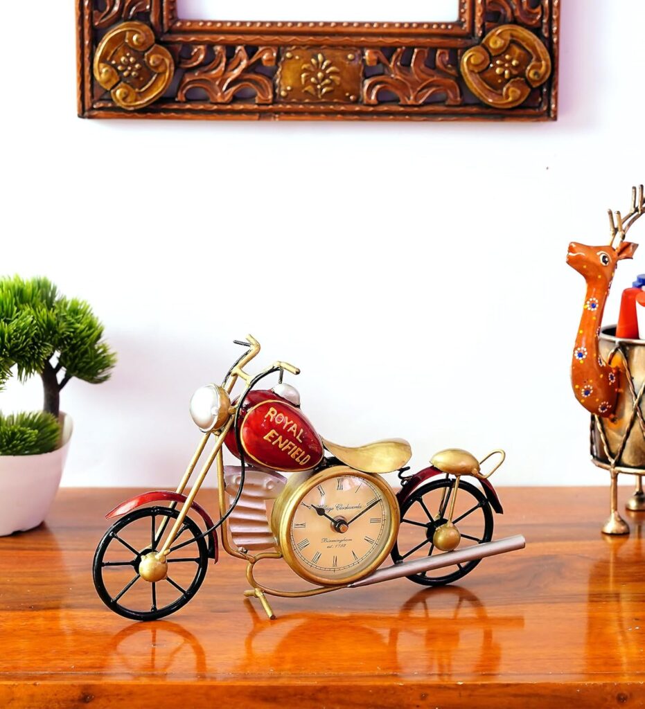 Handpainted metal bicycle clock showpiece for tabletop décor