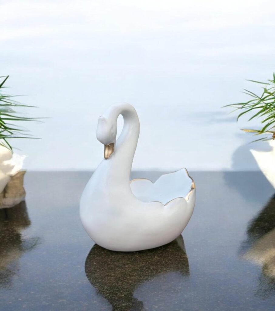 Handicraft resin white duck tealight candle holder decorative showpiece