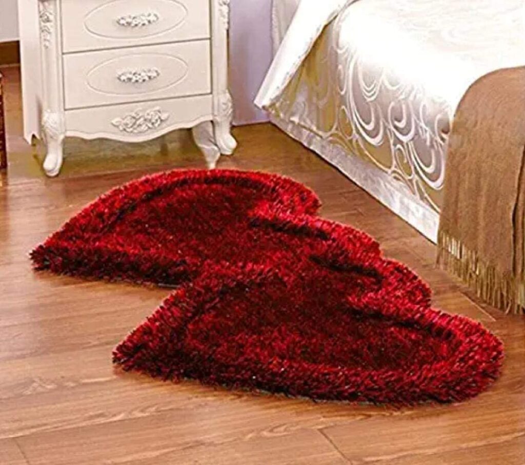 Super soft heart shape floor mat for bedroom decor
