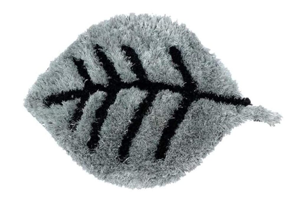 Leaf shape carpet mat for living room nature inspired decor