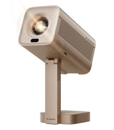 Fully automatic 4K Ultra HD projector for home entertainment